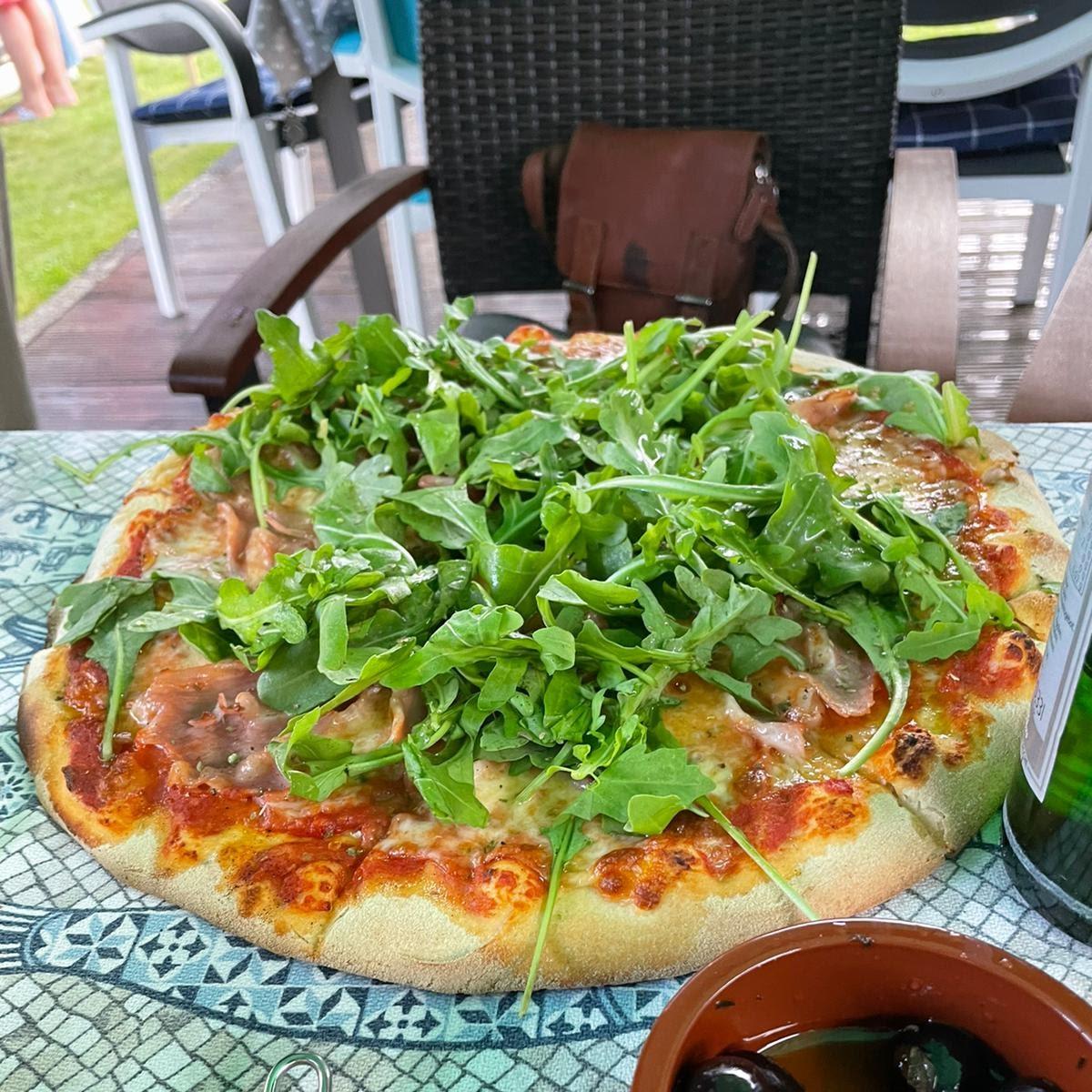 Restaurant "La Vita Dal Camino mobiler Pizzawagen" in Jesteburg