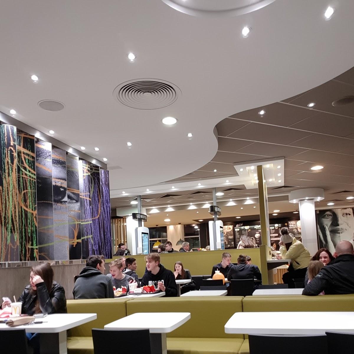 Restaurant "McDonald