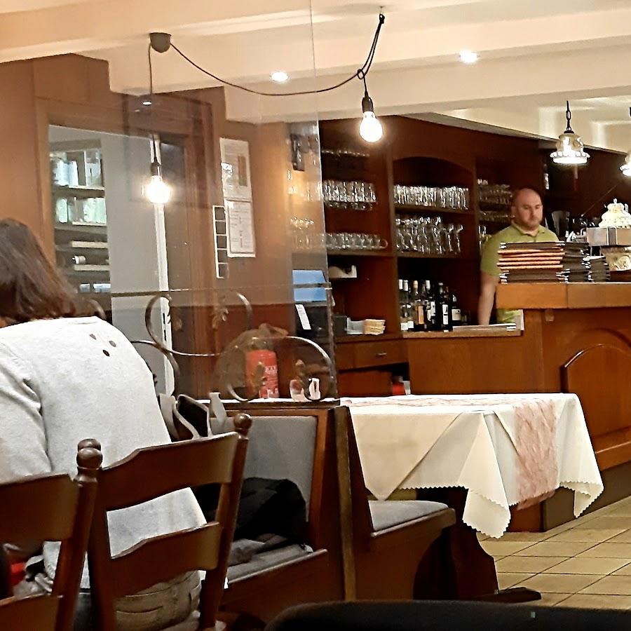 Restaurant "Gasthof Zur Klosterschenke" in Brauneberg