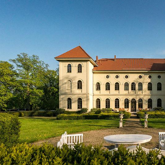 Restaurant "Schlosshotel Marihn - Betriebunternehmergesellschaft UG" in Penzlin