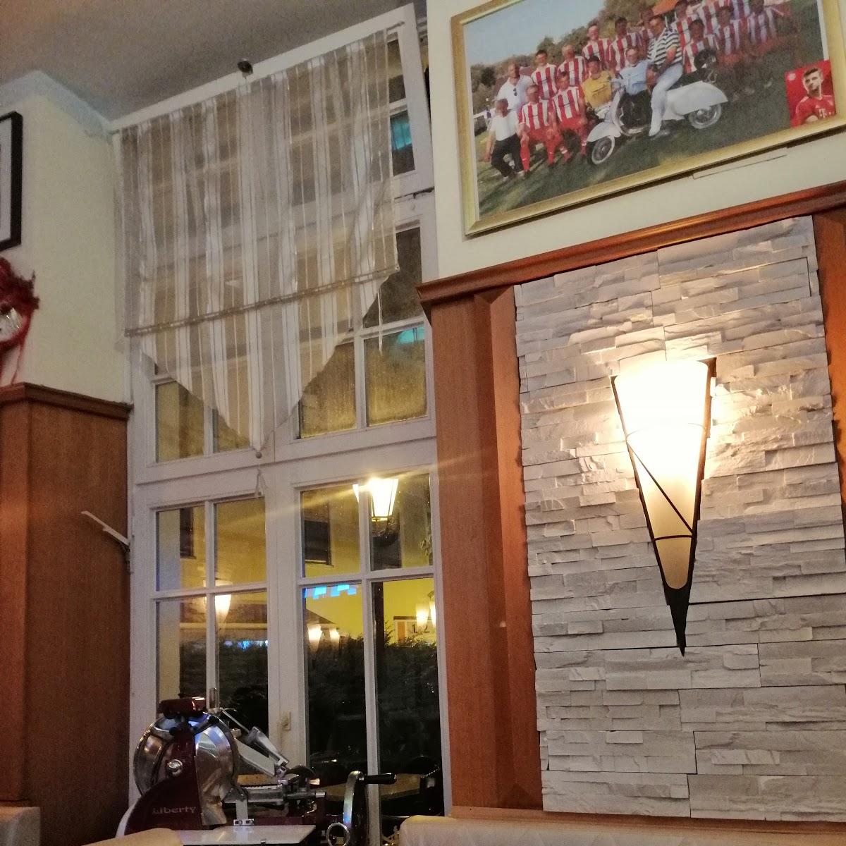 Restaurant "La Gondola Ristorante - Pizzeria" in Dießen am Ammersee