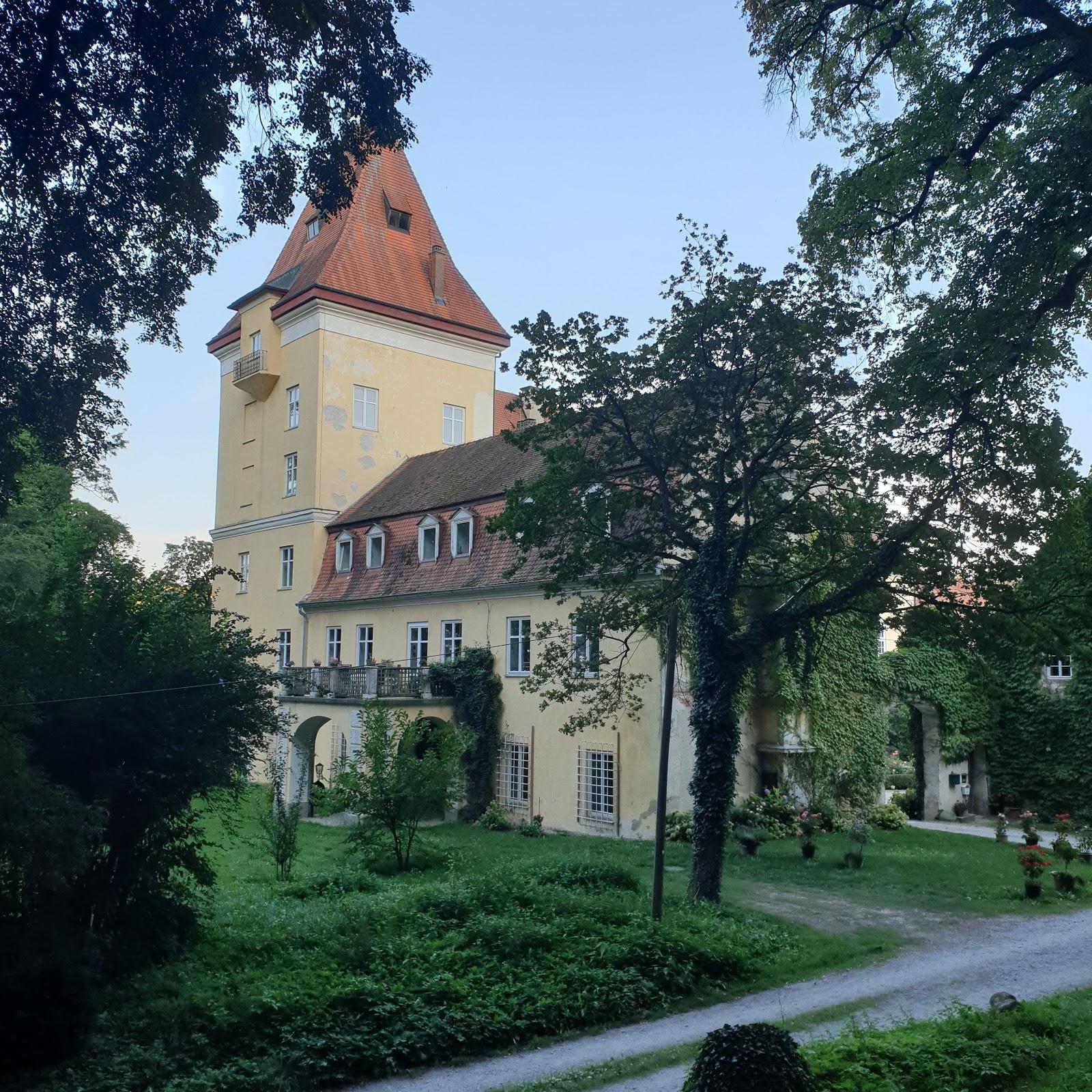 Restaurant "Gästehaus Kirchenwirt" in Niederaichbach