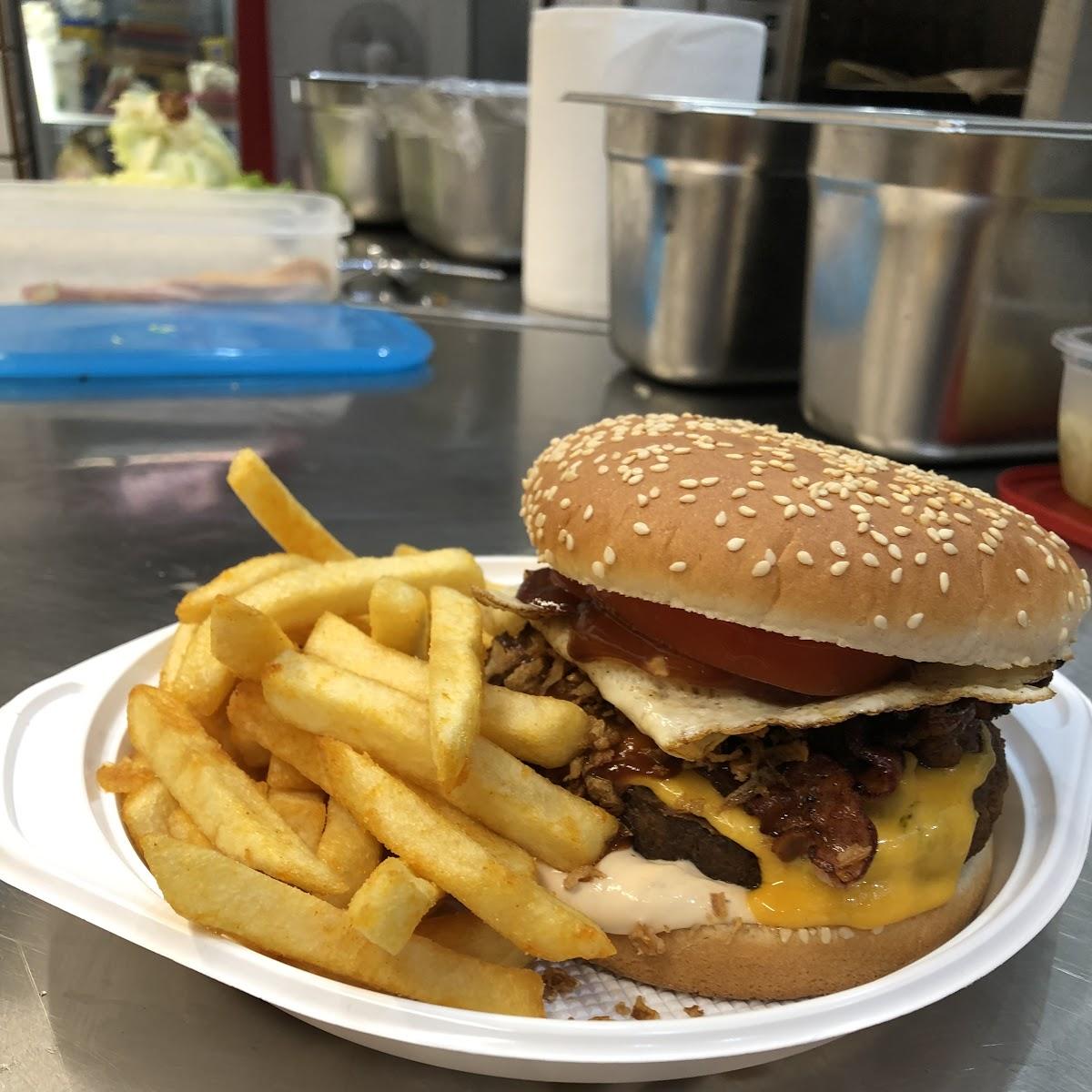 Restaurant "Club und Snackbar Alt Amsterdam" in Lunden