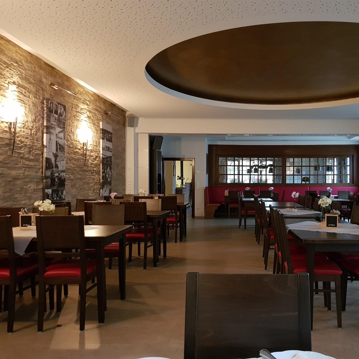 Restaurant "Hahnenwirt" in Deining