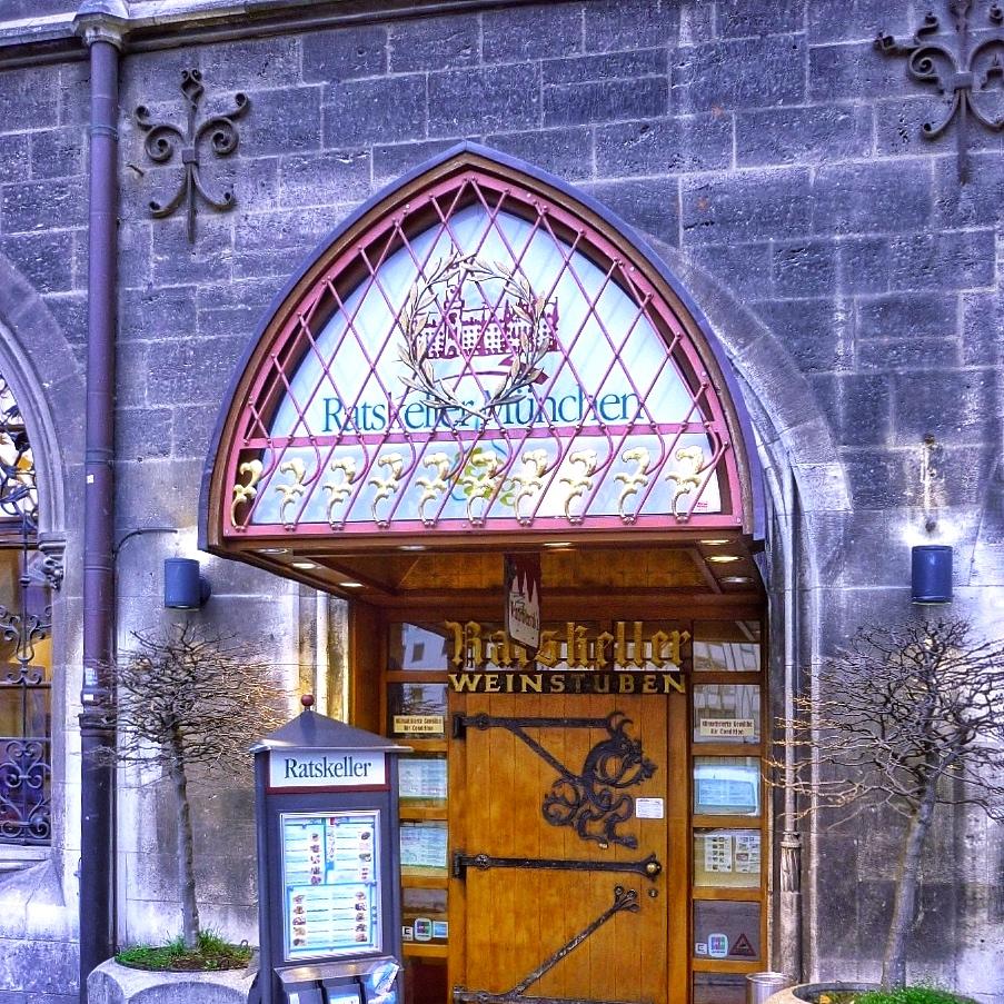 Restaurant "Weinwirtschaft im Ratskeller" in München