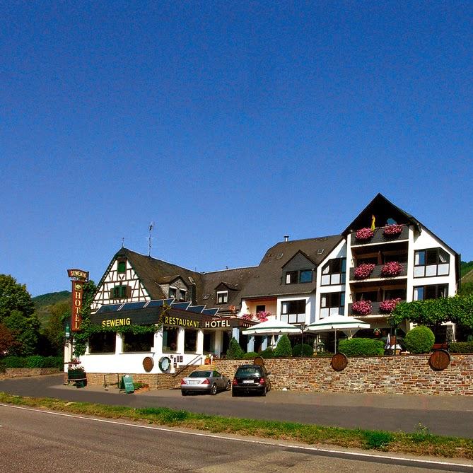Restaurant "Hotel Sewenig" in Müden (Mosel)
