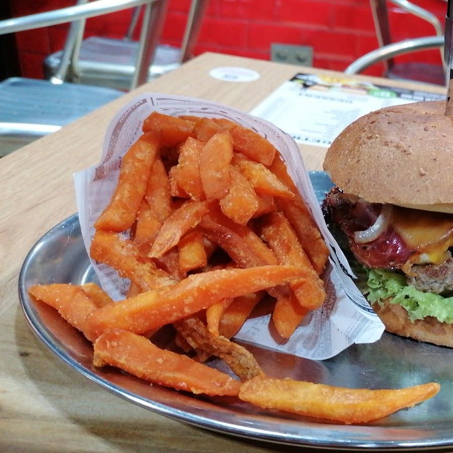 Restaurant "UNBREAKABLE DINER" in Frankenberg (Eder)