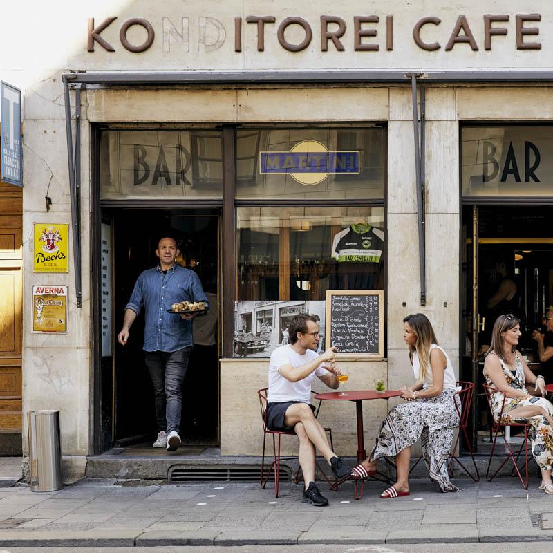 Restaurant "Bar Centrale" in München