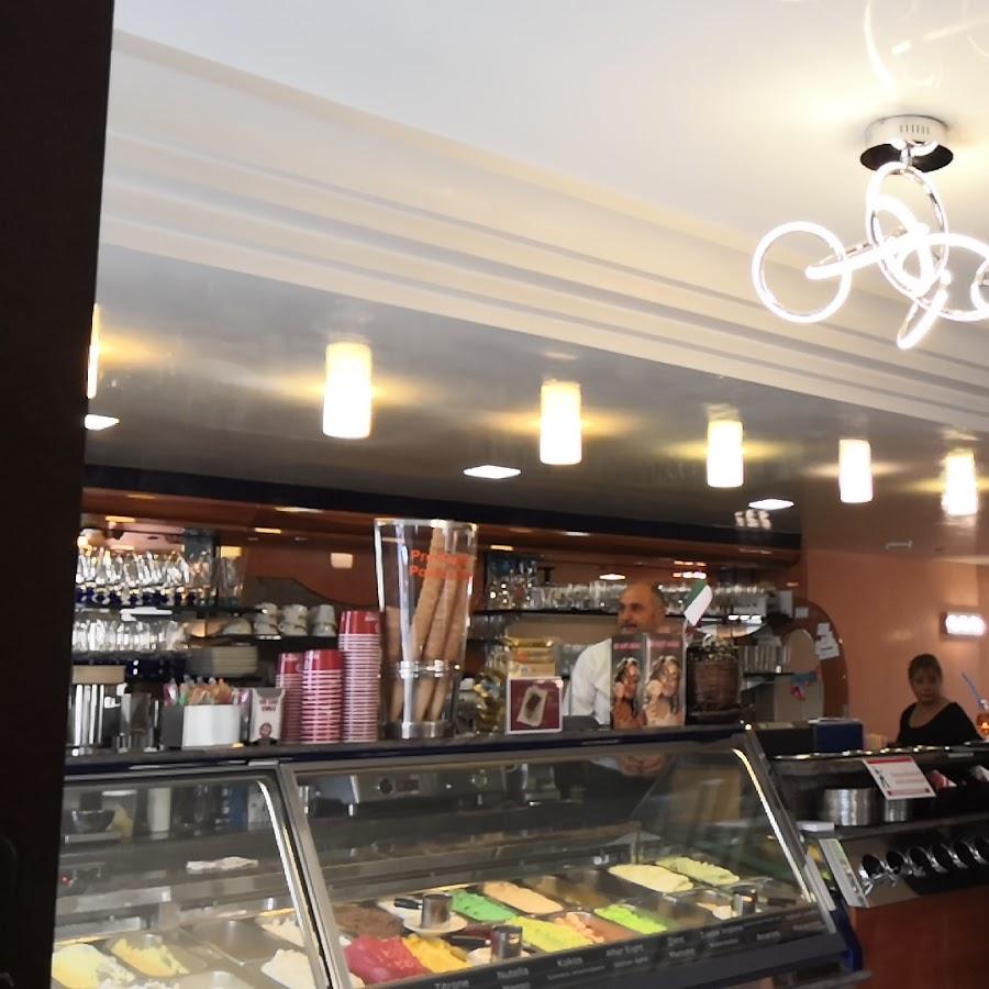 Restaurant "EisCafé Carlo" in Herzogenaurach