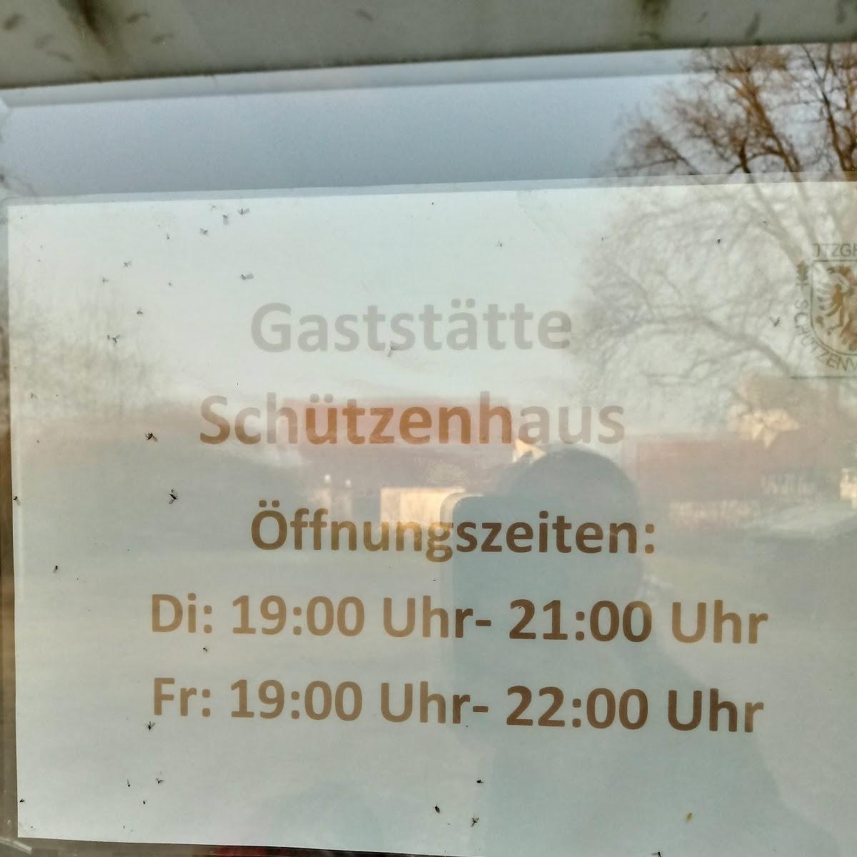 Restaurant "Gaststätte Schützenhaus" in Großheirath