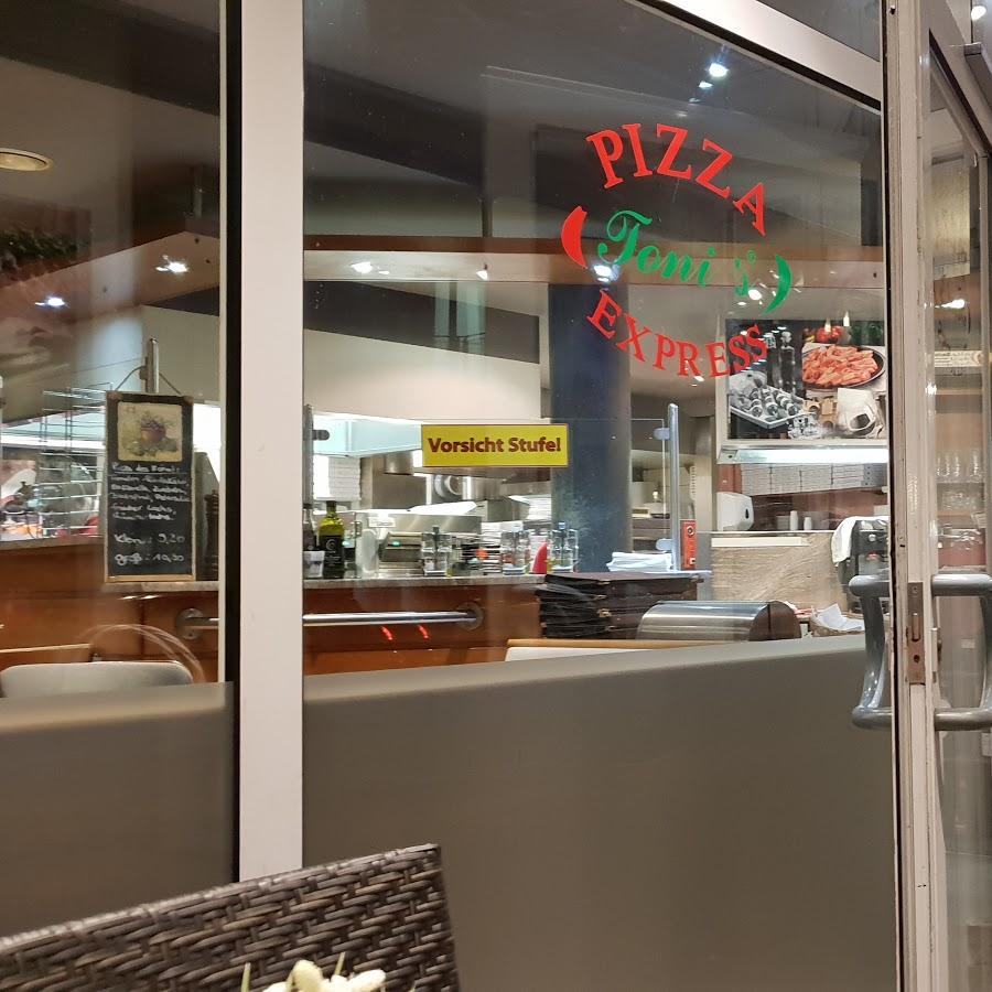 Restaurant "Toni