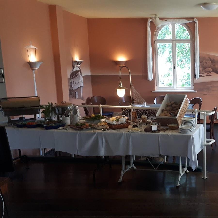 Restaurant "Restaurant Dampfschiff GmbH & Co KG" in Radebeul