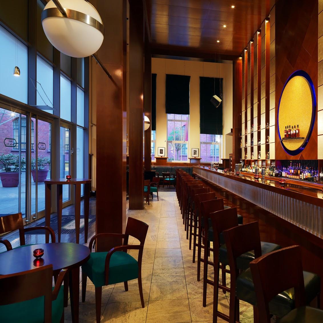 Restaurant "Pelikan Bar" in Hannover