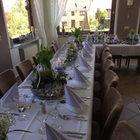 Restaurant "Jägerkrug Hohenhorst" in Haselau