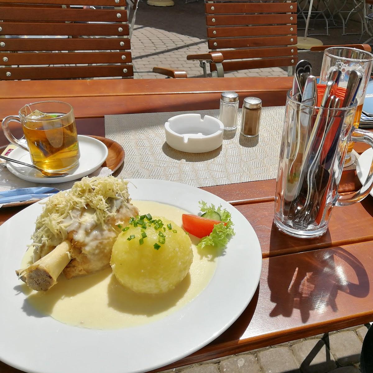Restaurant "Zum Mönchshof-Bräuhaus Brauereigaststätte" in Kulmbach