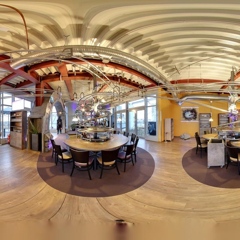 Restaurant "Schwerelos - Das Achterbahnrestaurant" in Dresden