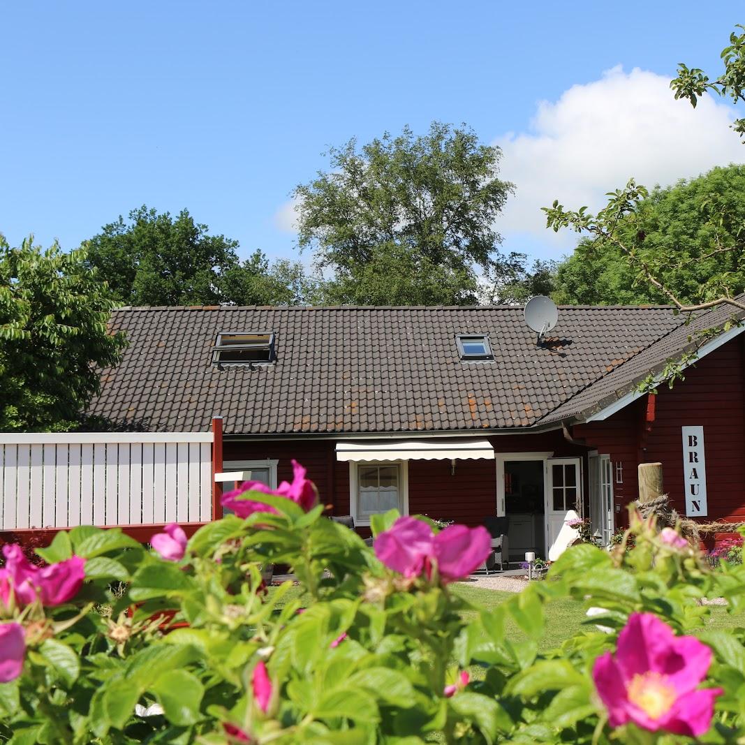 Restaurant "Ferienwohnungen im Holzhaus in  - Familie Braun" in  Kollmar