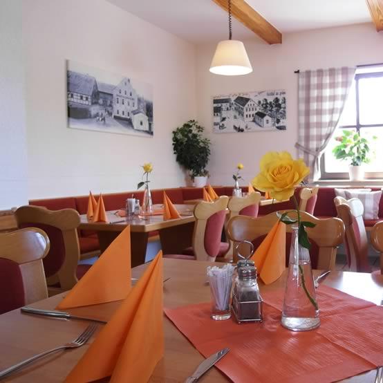 Restaurant "Landhaus „Zur grünen Linde“" in Großschirma
