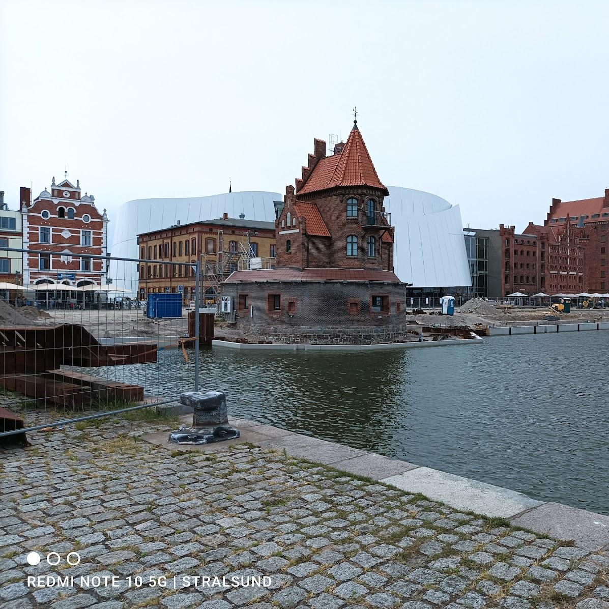 Restaurant "Hotel Hiddenseer" in Stralsund