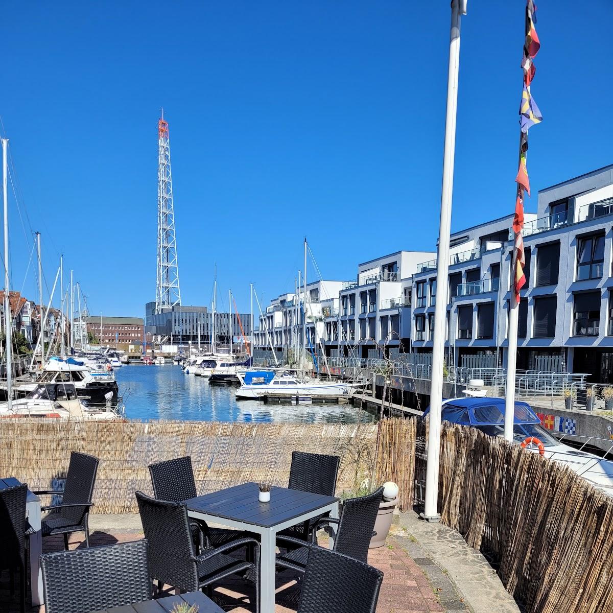 Restaurant "Wal Marina Lounge" in Cuxhaven