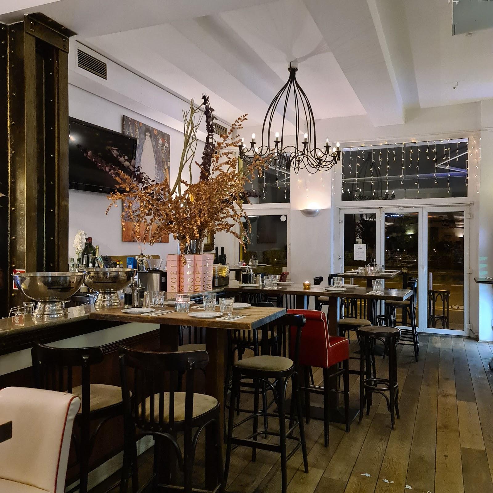 Restaurant "Basil