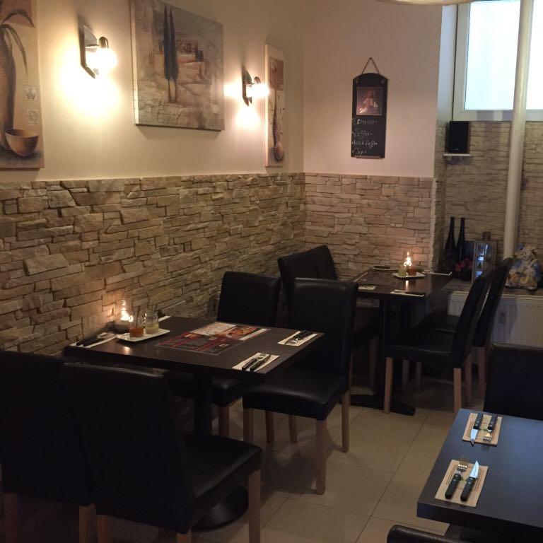 Restaurant "Pizzeria Uscana" in Düsseldorf