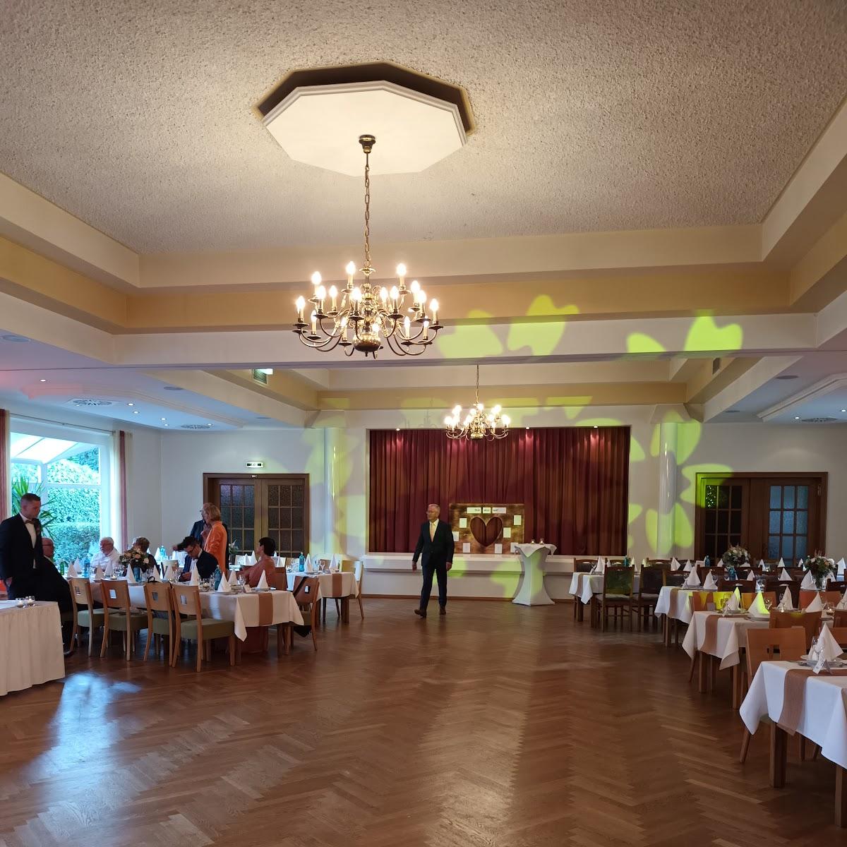 Restaurant "Gasthof Hönemann" in Bakum