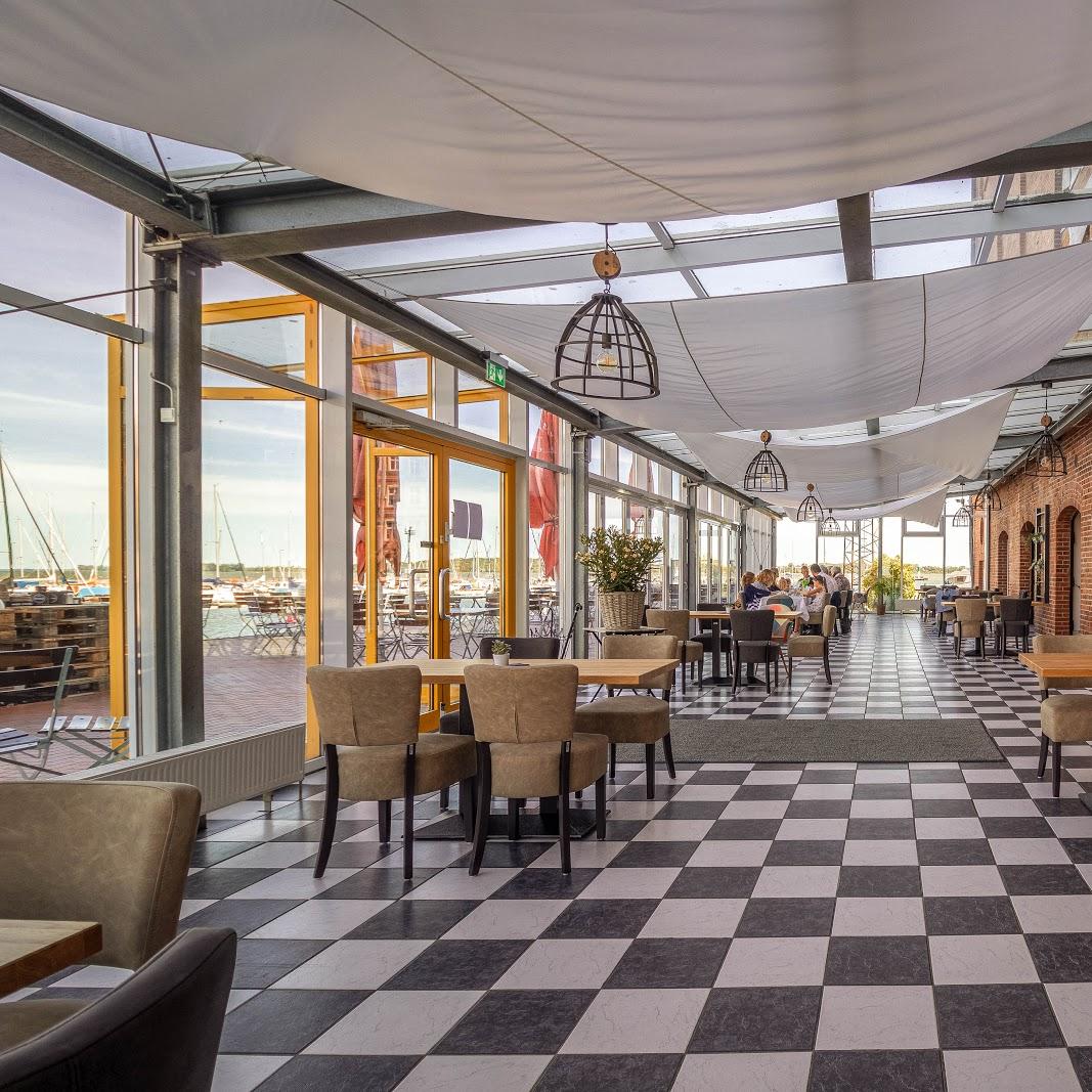 Restaurant "Fischermänns - Deli + Restaurant + Bar" in  Stralsund