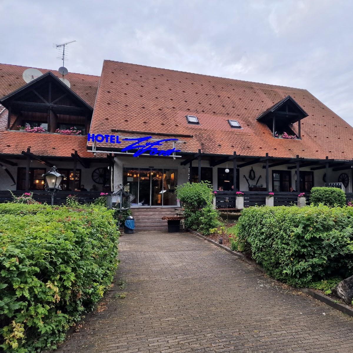 Restaurant "Hotel Zum Forst" in Kranzberg