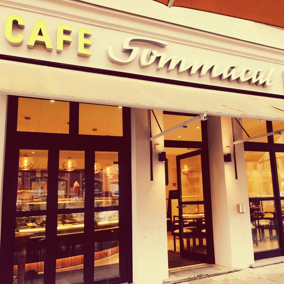 Restaurant "Eismanufaktur Sommacal" in Augsburg