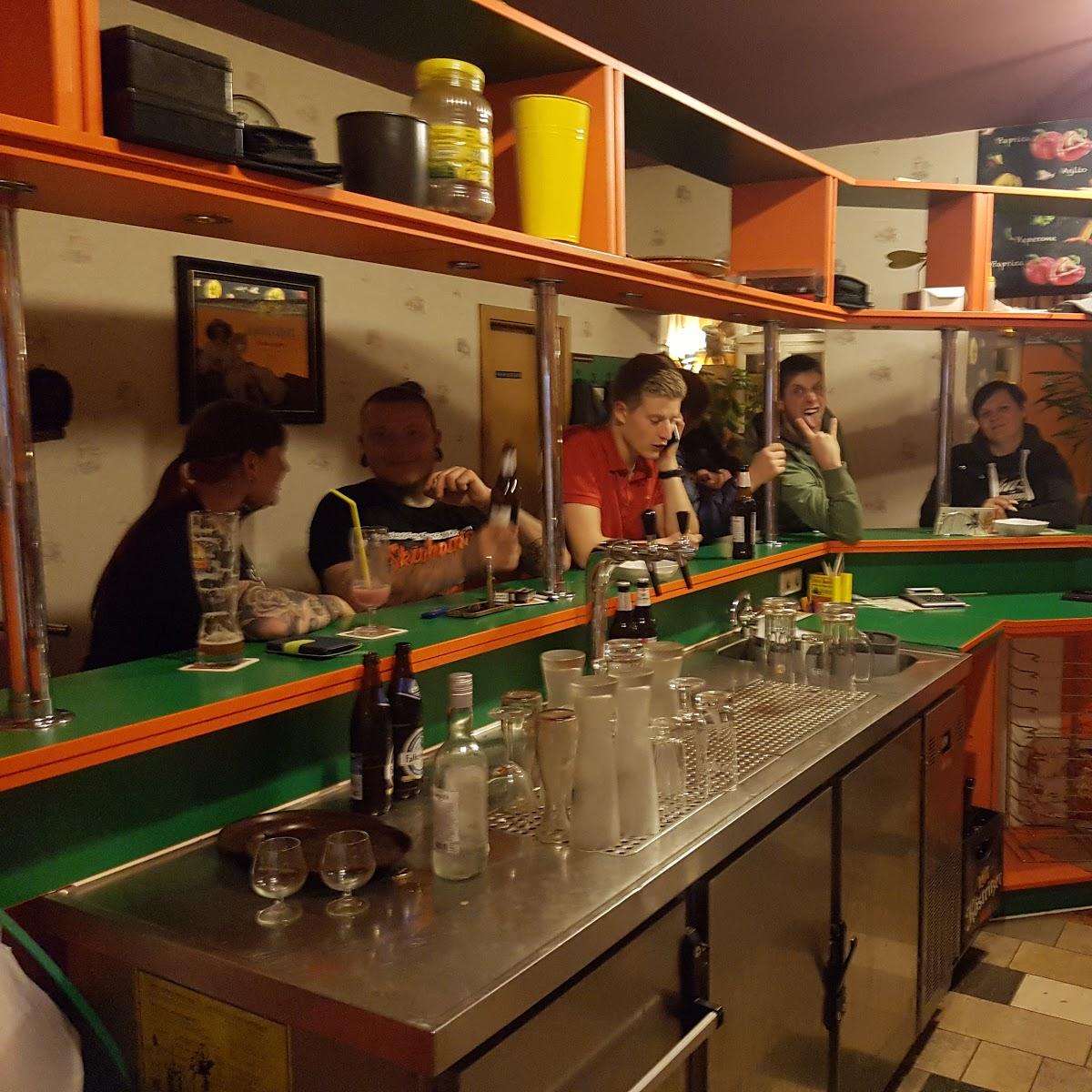 Restaurant "Pizzeria Allastrada" in Thum