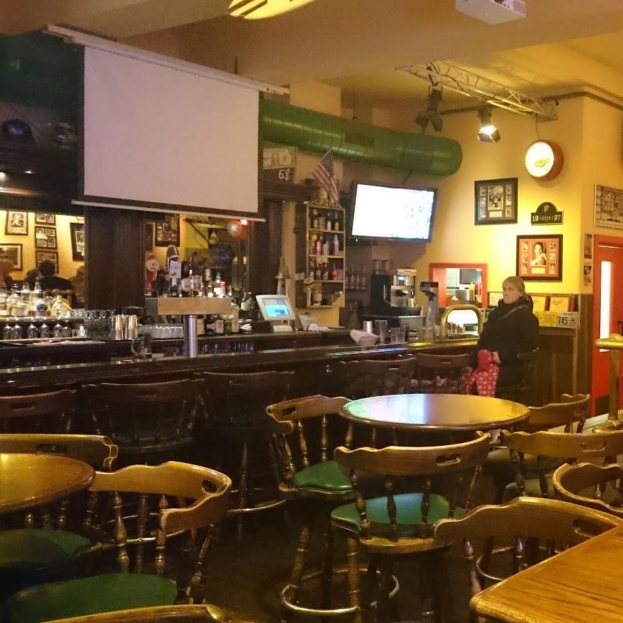 Restaurant "Cheers American Sports Bar & Grill" in Jena