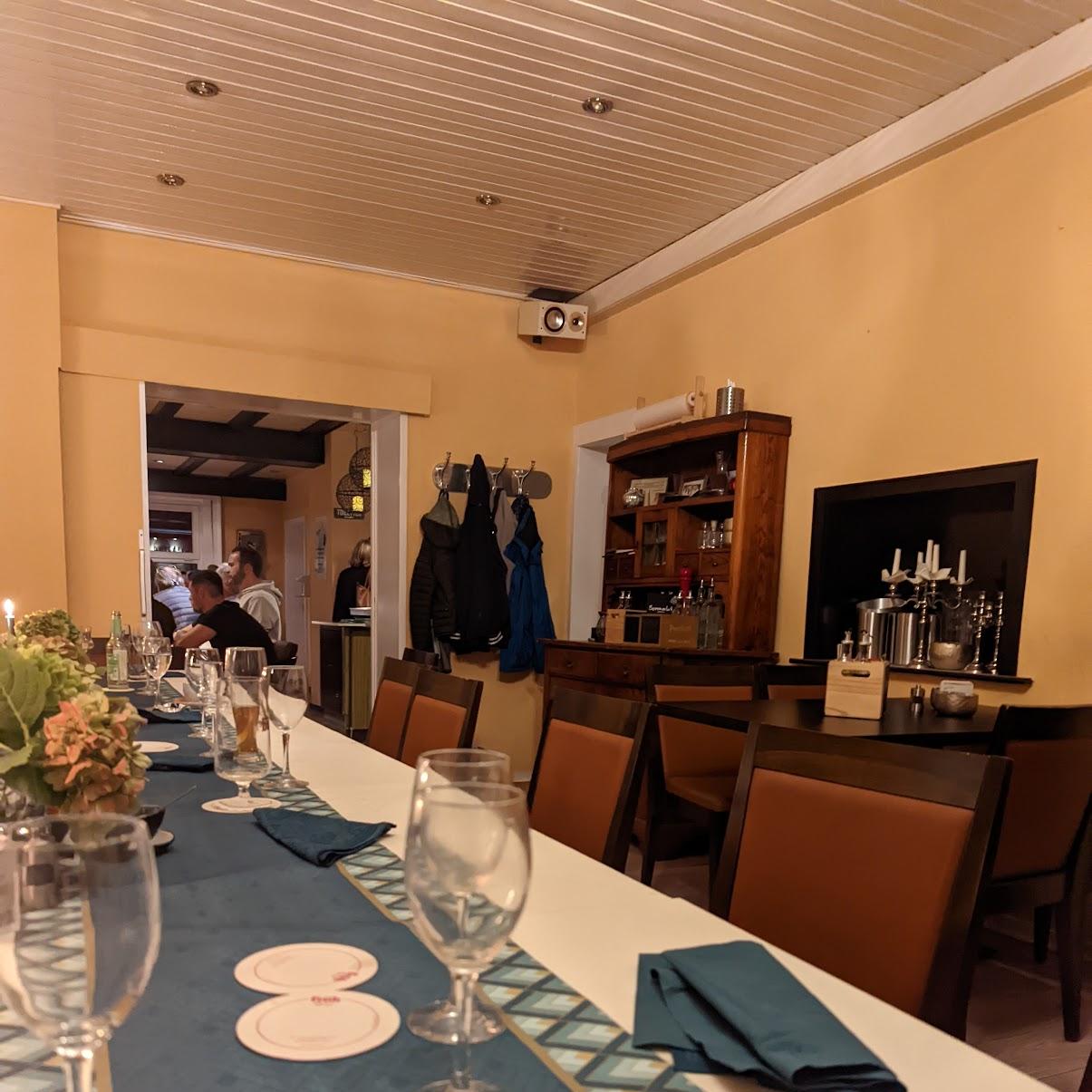 Restaurant "Hermkes Bur" in Neuss