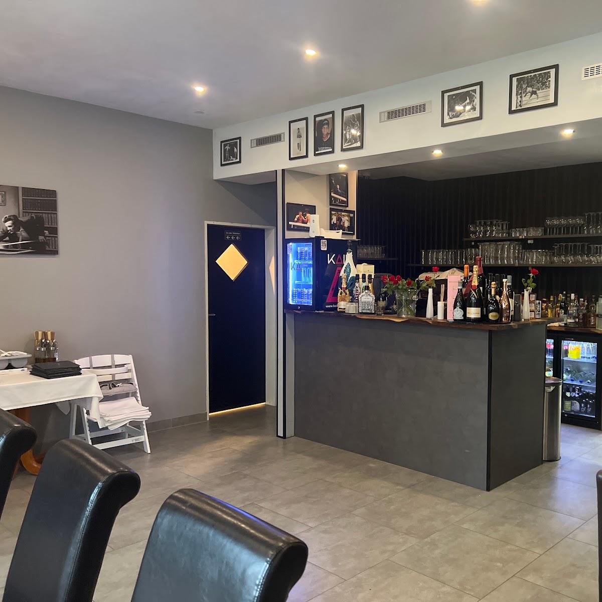 Restaurant "Restoran Mali Vrabac" in Ottobrunn