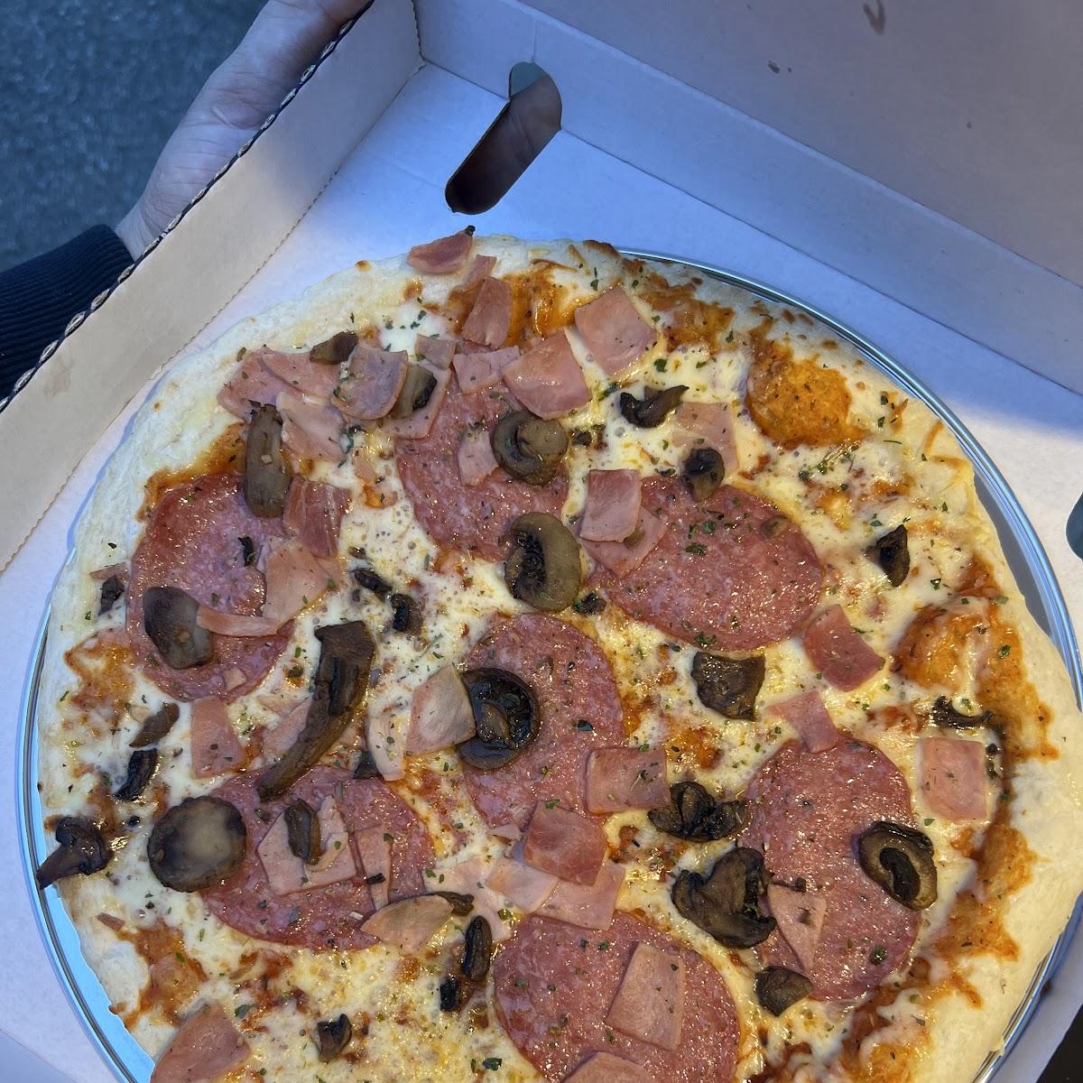 Restaurant "Flaven5 Pizzaautomat" in Schweitenkirchen