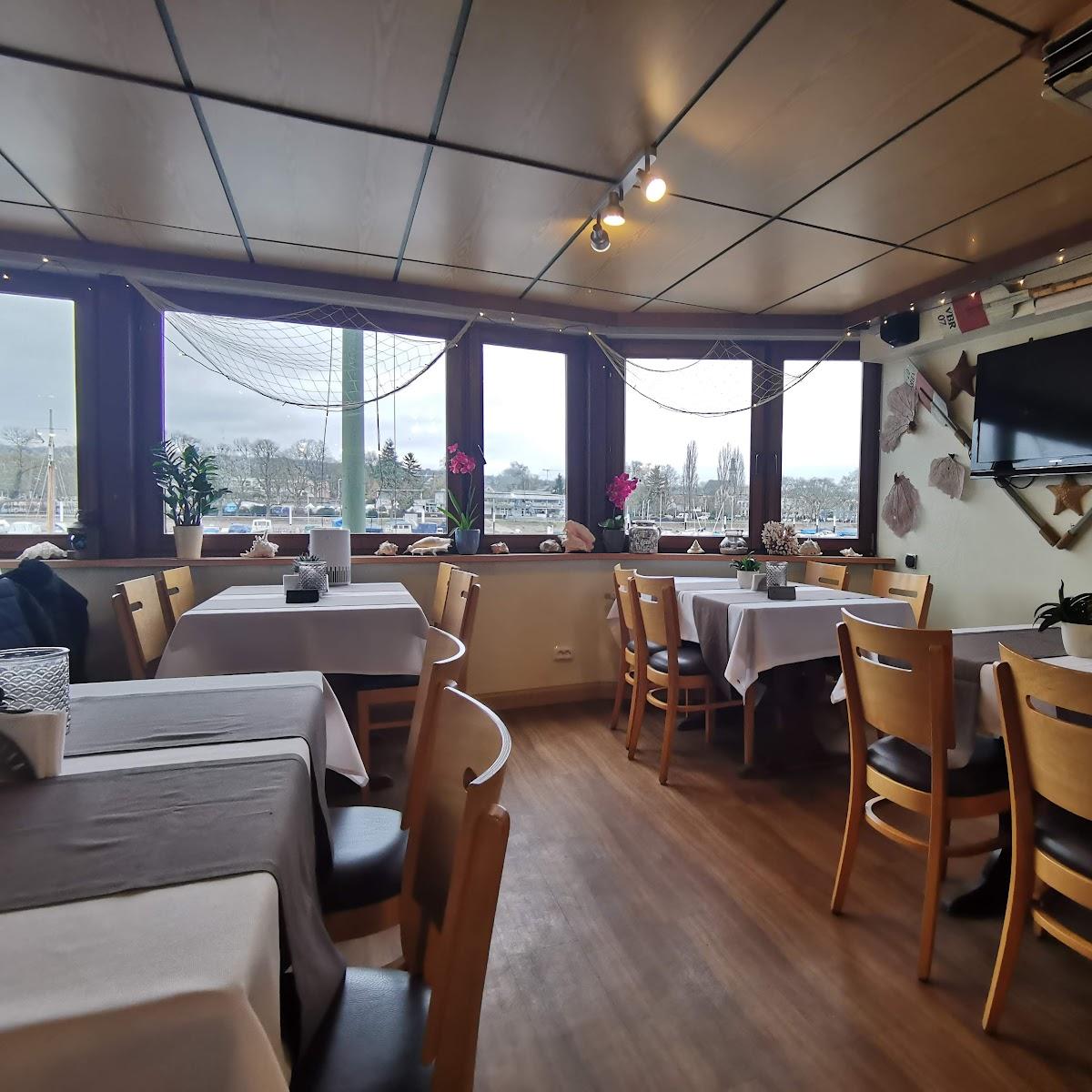 Restaurant "Café Yachtcafe" in Wiesbaden