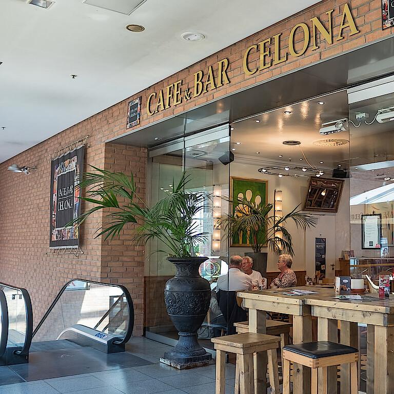 Restaurant "Cafe & Bar Celona" in Wilhelmshaven