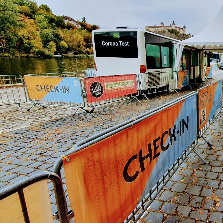 Restaurant "Stadtstrand  - Corona Schnelltest  Drive in " in Würzburg