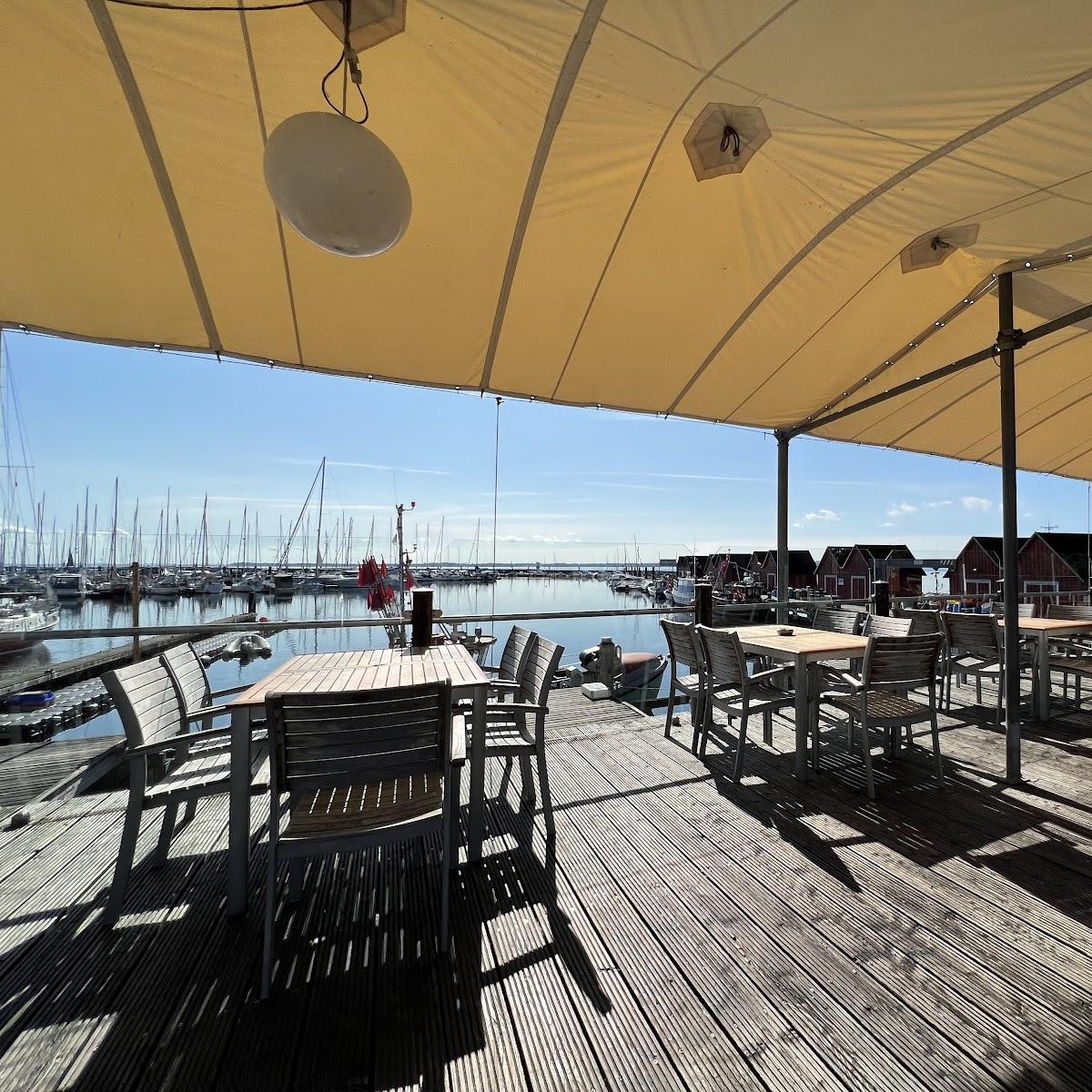 Restaurant "Fischereihof Kamerun" in Boltenhagen