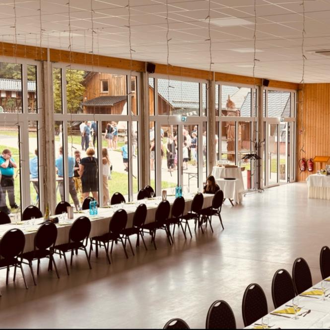 Restaurant "Forsthof Waidmannsheil" in Bennewitz