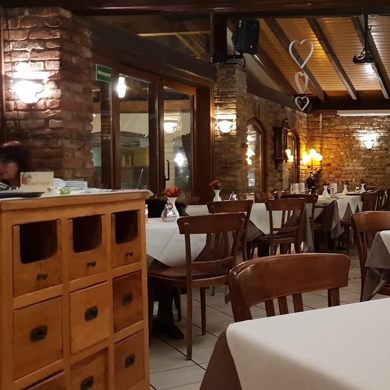 Restaurant "Schuchs Restaurant GmbH" in Frankfurt am Main