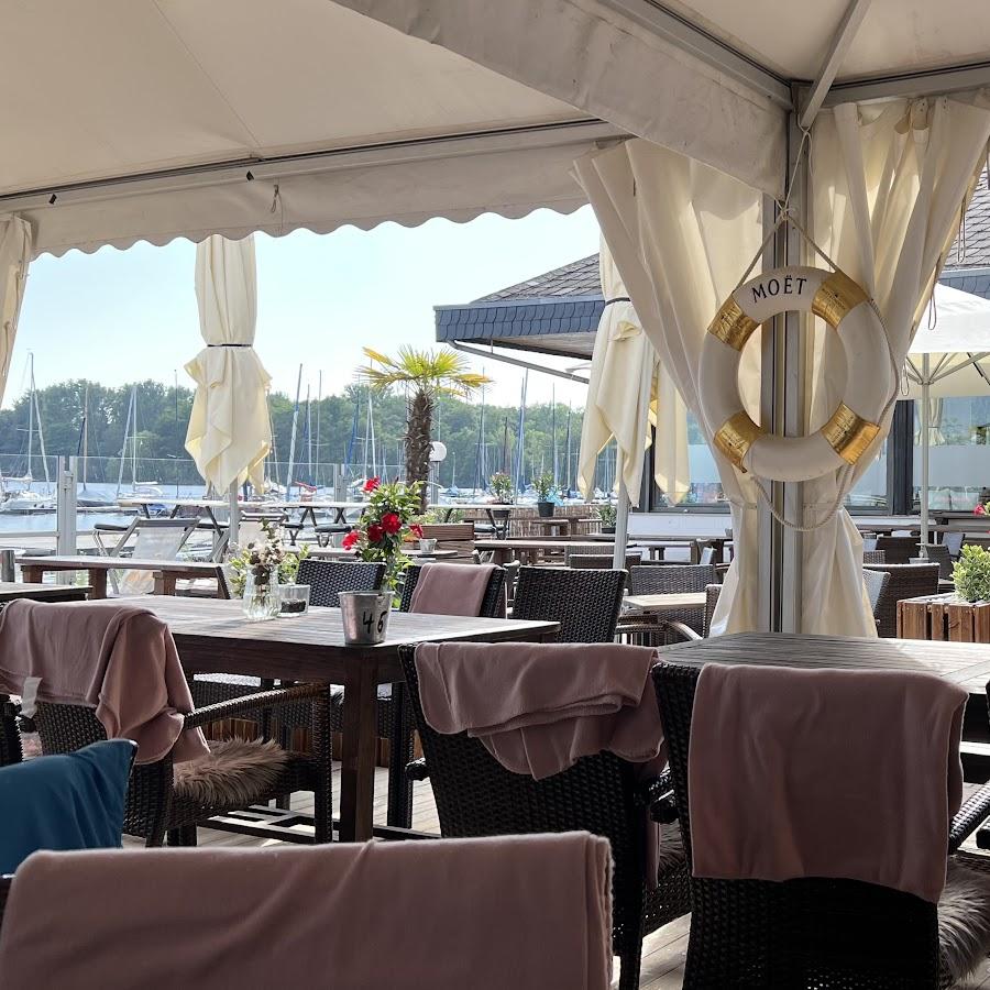 Restaurant "Se[h]restaurant am Bootshafen" in Düsseldorf