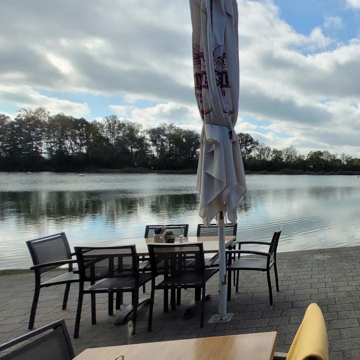 Restaurant "Café - Restaurant Schwarzachtalseen" in Ertingen