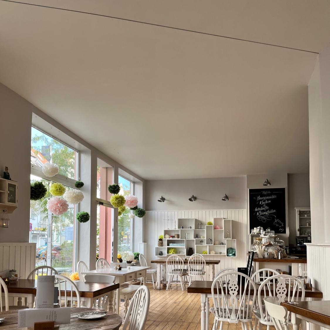Restaurant "Café Yunana" in Hannover
