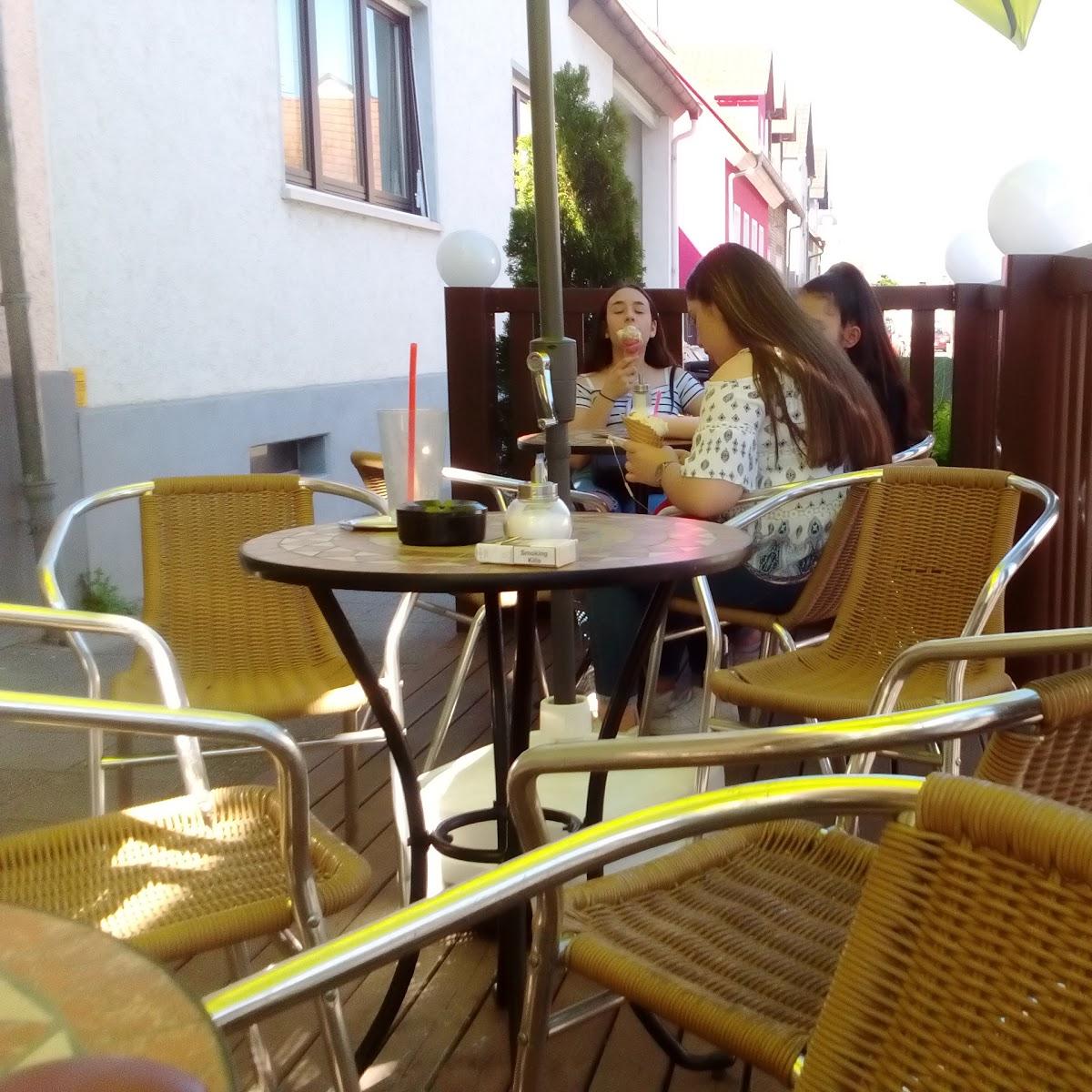 Restaurant "Eiscafé Capri" in Wörth am Rhein
