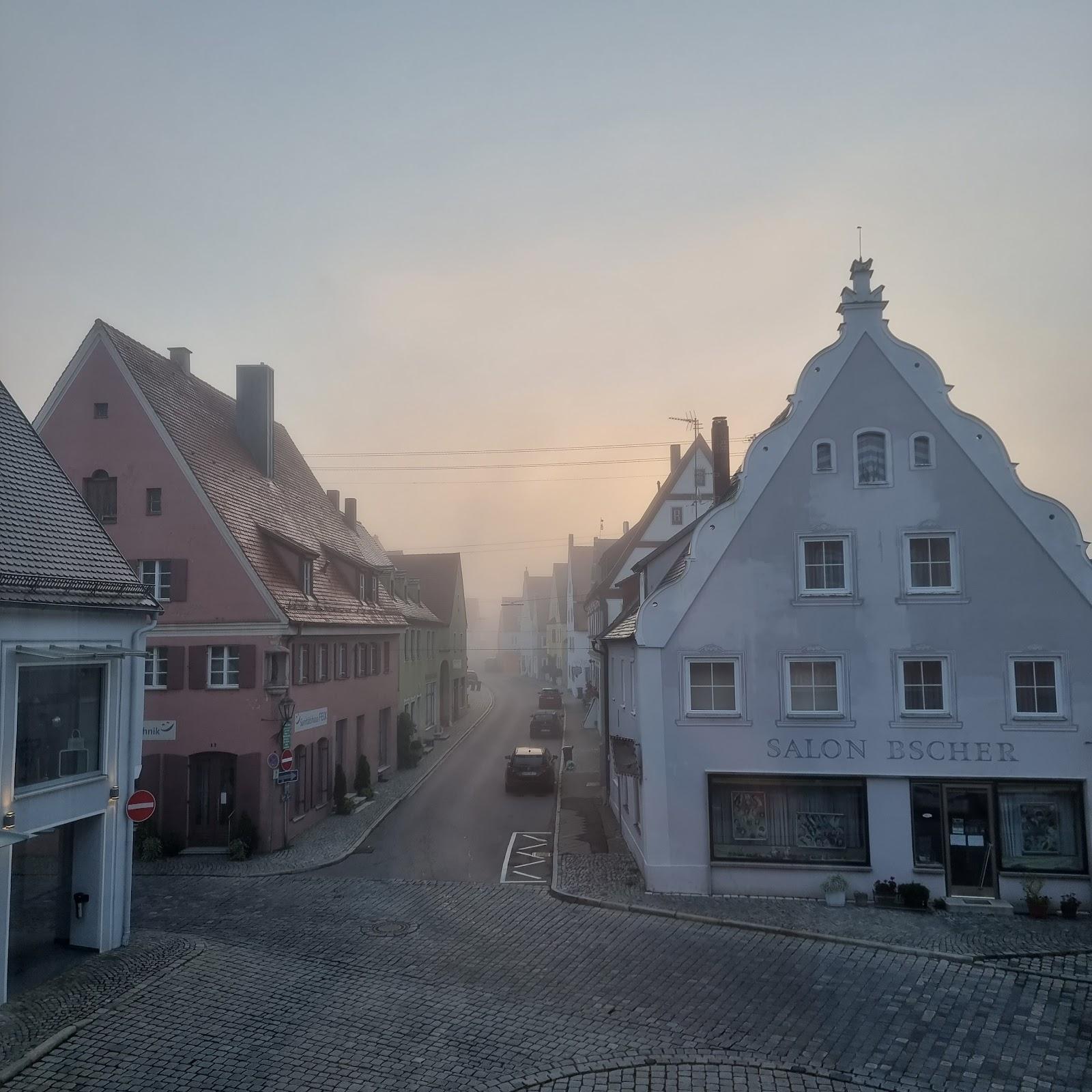 Restaurant "Schieners Apfelhof - Apartments & Ferienwohnungen in" in Wemding