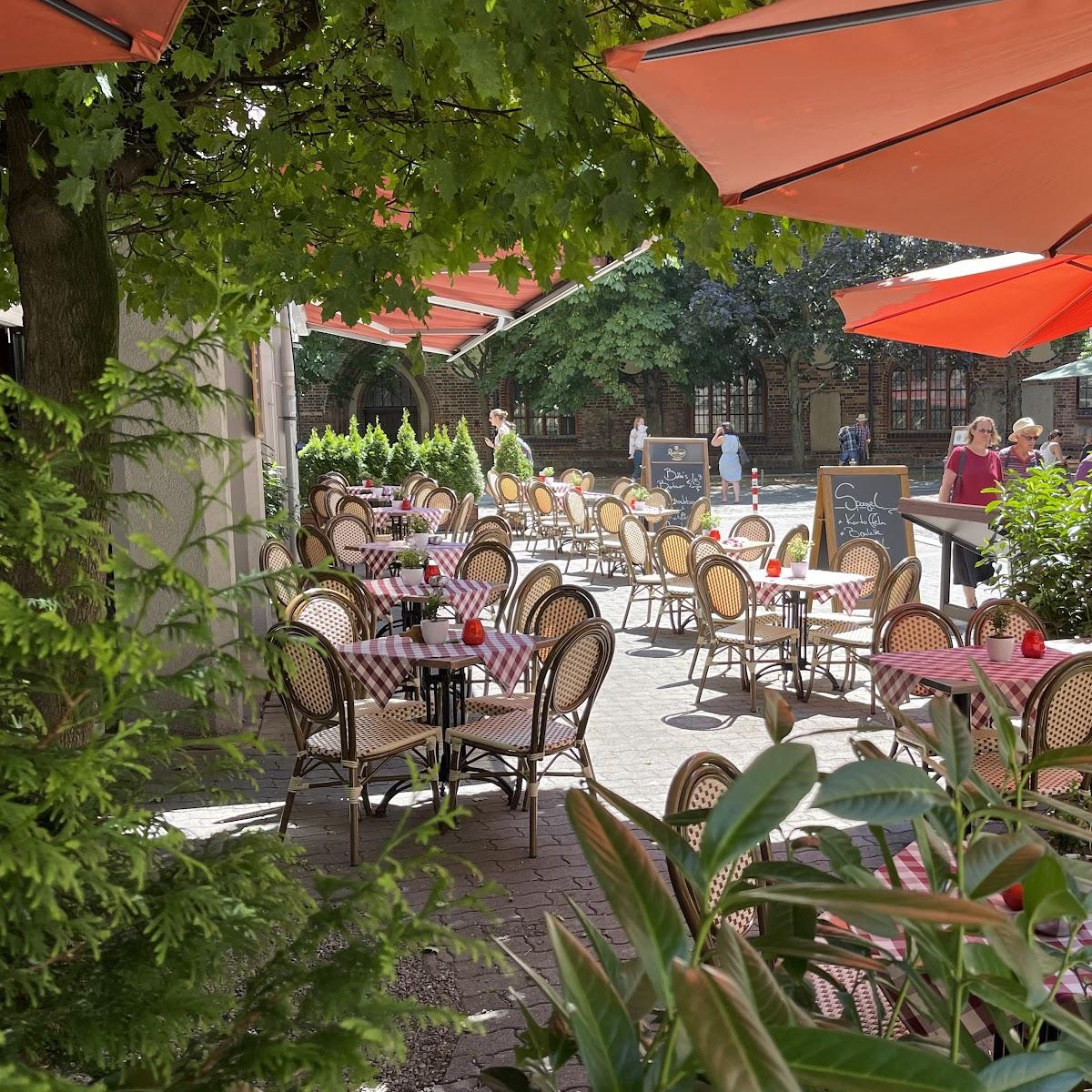 Restaurant "Zum Nußbaum" in Berlin