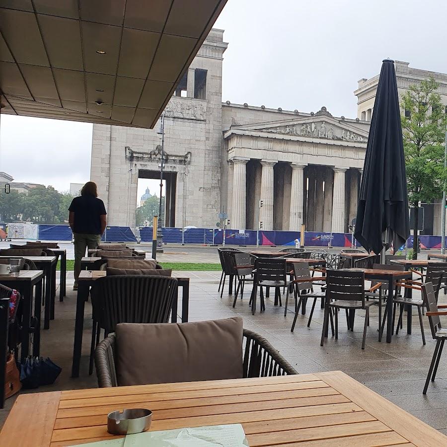 Restaurant "Ella - Restaurant & Café am Königsplatz" in München