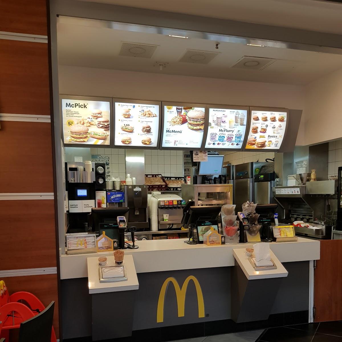 Restaurant "McDonald