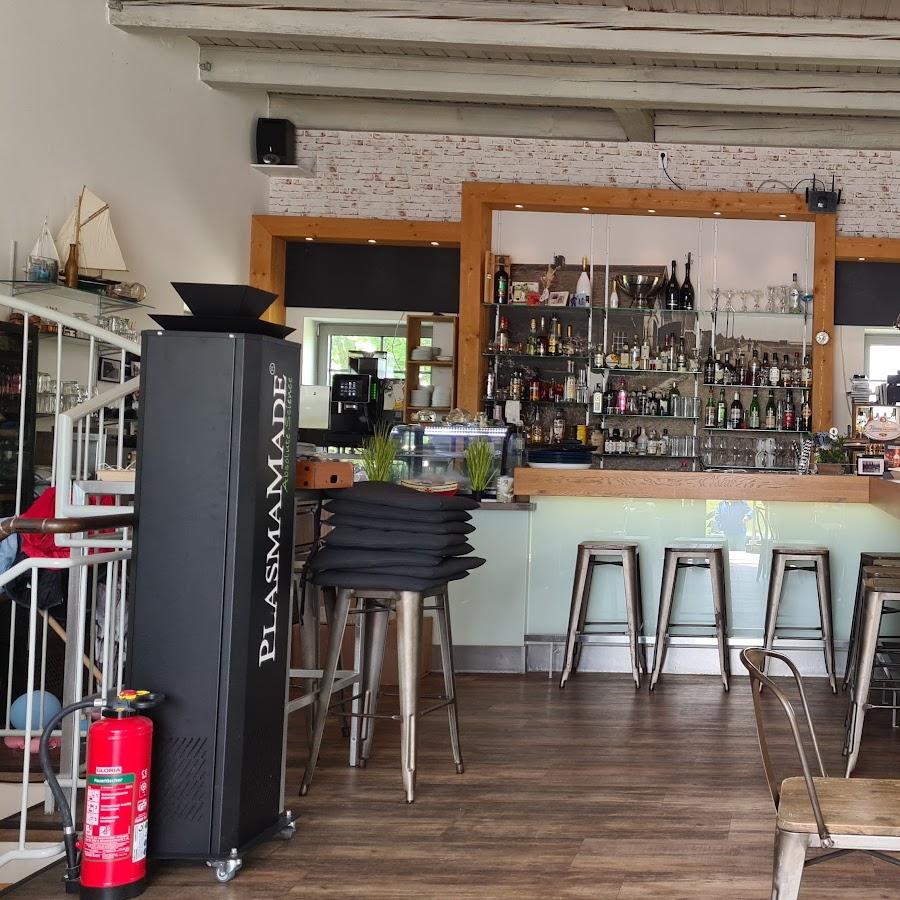 Restaurant "Der Rettungsschuppen Café" in Krummhörn